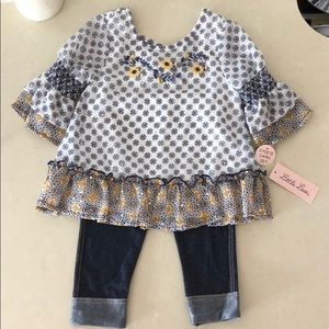 Little lass 2 piece outfit size 3T